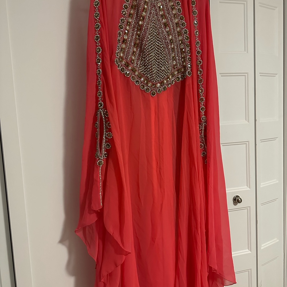 Prom dress - Picture 2 of 3